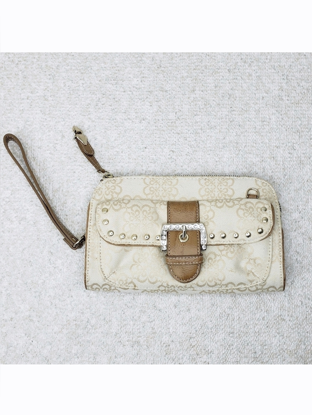 New! Kathy Van Zeeland Convertible Crossbody Clutch